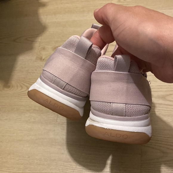 Aldo Running Shoes - Picture 3 of 4